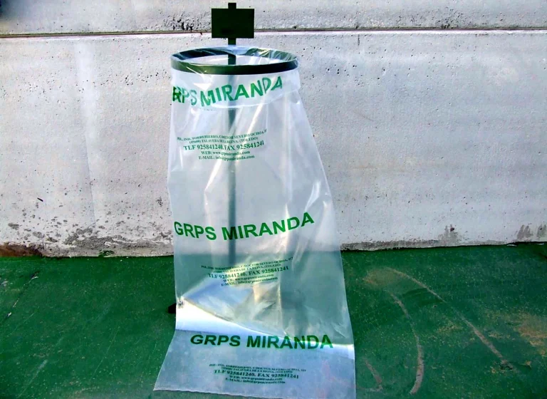 Bolsa para residuos con el logotipo de GRPS Miranda
